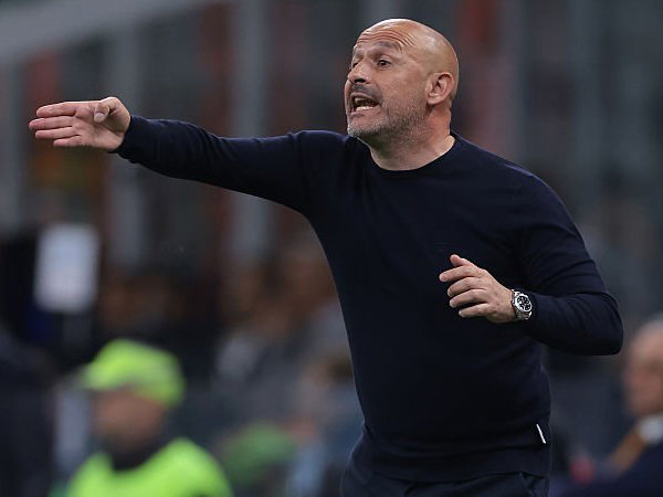 Bologna Bakal Perpanjang Kontrak Vincenzo Italiano