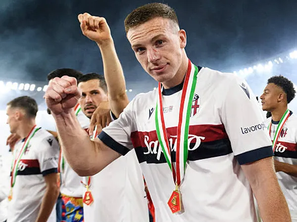 Agen Tegaskan Lewis Ferguson Siap Bertahan di Bologna