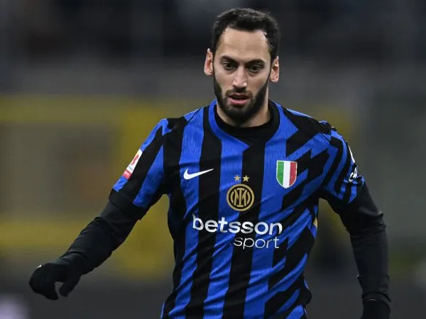 Hakan Calhanoglu