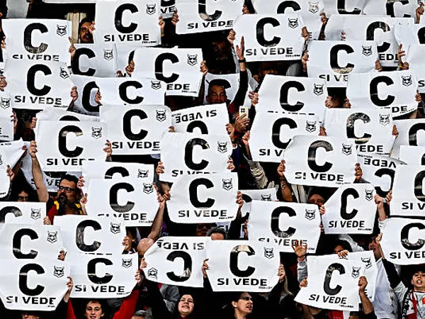 Sampdoria Degradasi, Suporter Genoa Gelar Perayaan di Marassi