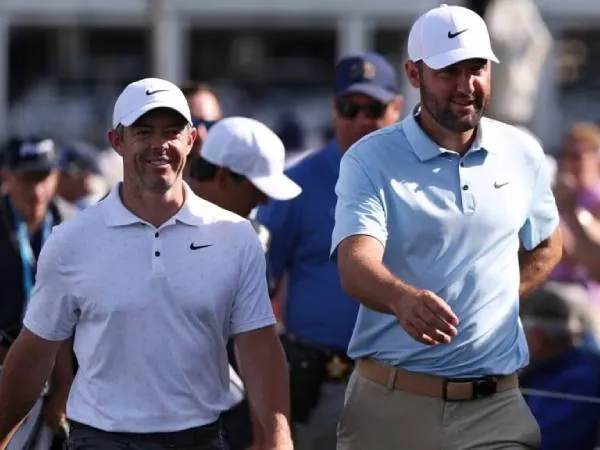 Scottie Scheffler (kanan) dan Rory McIlroy. (Foto: Golf Digest)