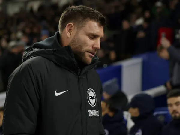 Kontrak Habis, Haruskah Brighton and Hove Albion Pertahankan James Milner?