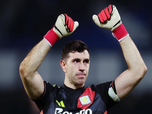 Atletico Madrid Saingi Man United Gaet Emi Martinez Musim Panas Ini