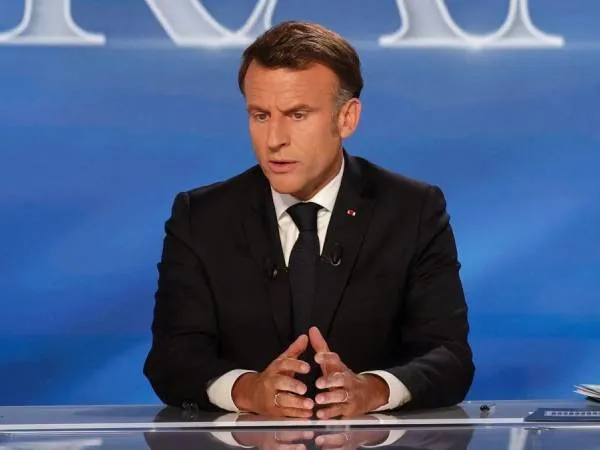 Presiden Prancis Emmanuel Macron Tentang Penggunaan Hijab Dalam Olahraga