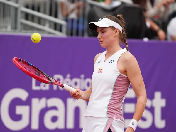 Awali Turnamen Di Strasbourg, Elena Rybakina Tak Buang Banyak Waktu