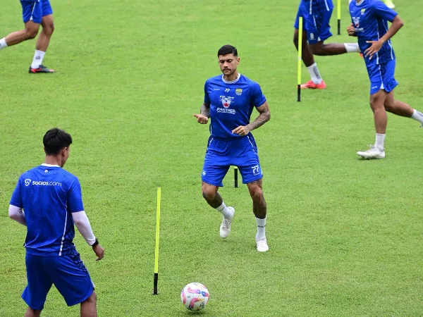 Bojan Hodak bantah ada keretakan hubungan dengan Ciro Alves