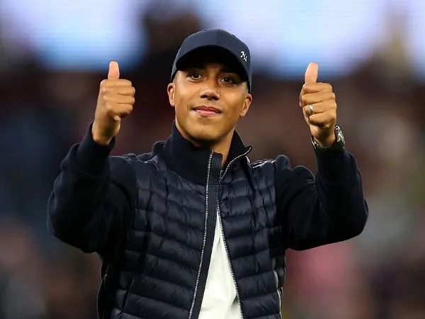 Pelatih Belgia Khawatir Aston Villa Paksa Tielemans Tampil Lawan MU