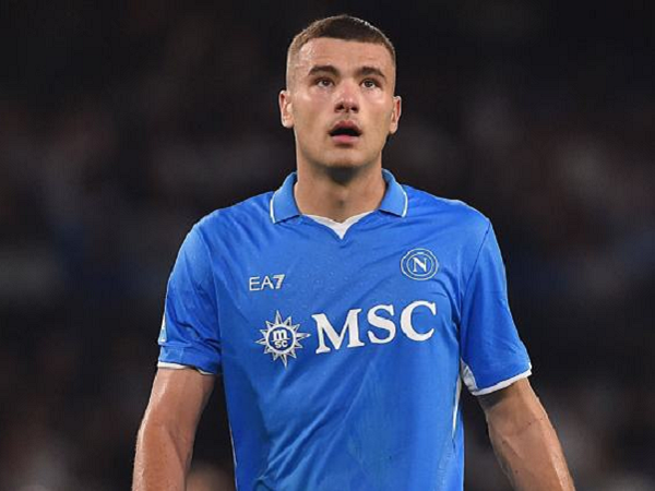 Alessandro Buongiorno Ingin Pulih untuk Bela Napoli di Laga Kontra Cagliari