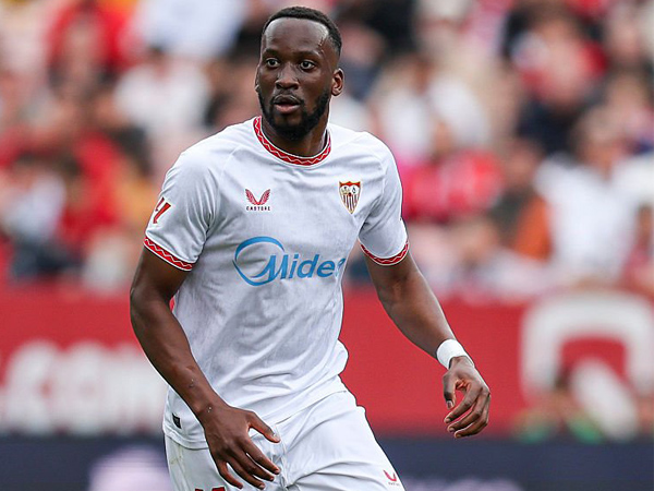 Demi Stabilitas Finansial Klub, Sevilla Siap Lepas Dodi Lukebakio