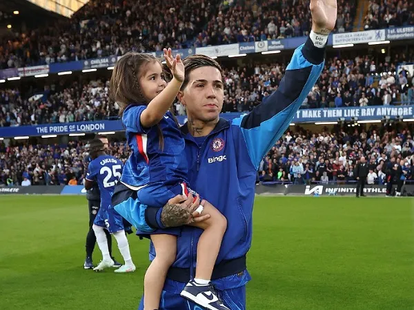 Gelandang Chelsea, Enzo Fernandez, diisukan bakal ke Real Madrid