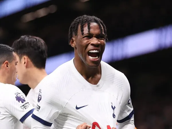 Agen Destiny Udogie Tegaskan Masa Depan Sang Pemain Ada di EPL