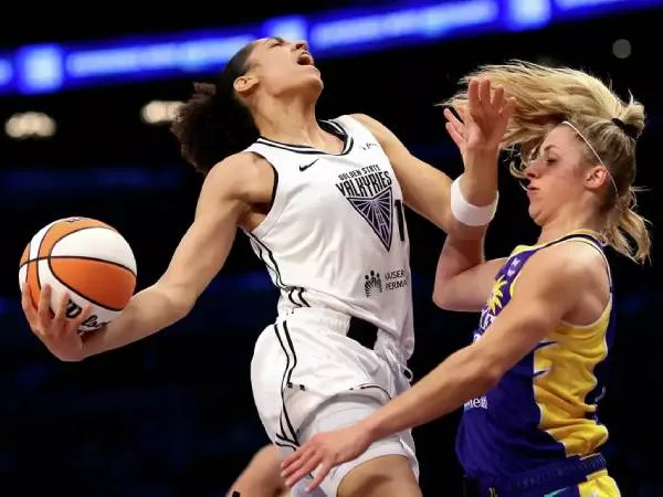 Hasil WNBA: Golden State Valkyries Kalahkan Los Angeles Sparks 82-73