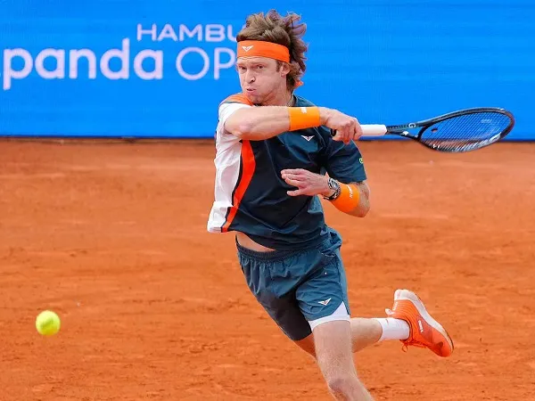 Petik Kemenangan Ke-350, Andrey Rublev Jadi Finalis Di Hamburg