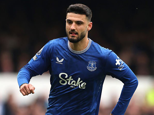 Newcastle Bidik Striker Baru, Armando Broja Masuk Radar Meski Diragukan