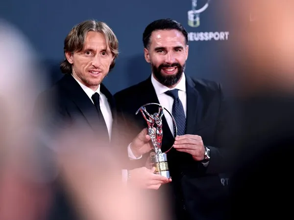 Dani Carvajal Sampaikan Salam Perpisahan untuk Luka Modric