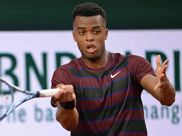 Hasil French Open: Drama Warnai Kemenangan Giovanni Mpetshi Perricard