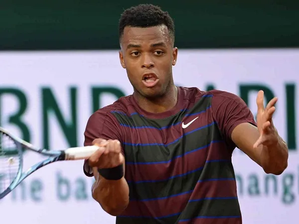Hasil French Open: Drama Warnai Kemenangan Pembuka Giovanni Mpetshi Perricard