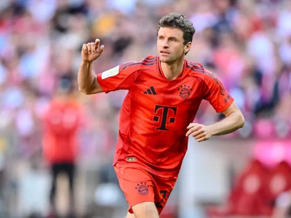 Unik! Inilah Pilihan Thomas Muller dalam Duel Bundesliga vs Liga Premier