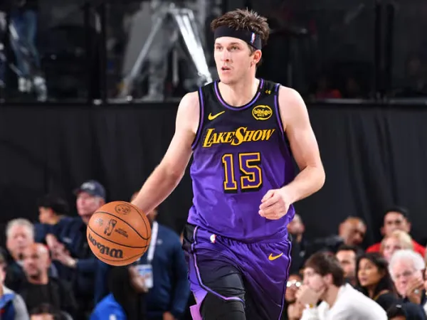Agen Austin Reaves komentari rumor pertukaran pemain yang terus singgung kliennya.