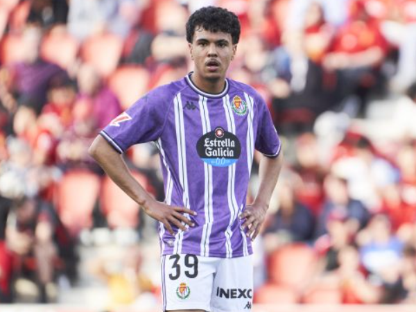 Adam Aznou Dipastikan Bakal Balik Lebih Awal ke Bayern Munich