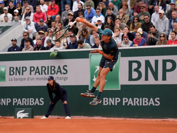 Hasil French Open: Alex De Minaur Bertahan Sekuat Tenaga Demi Babak Kedua