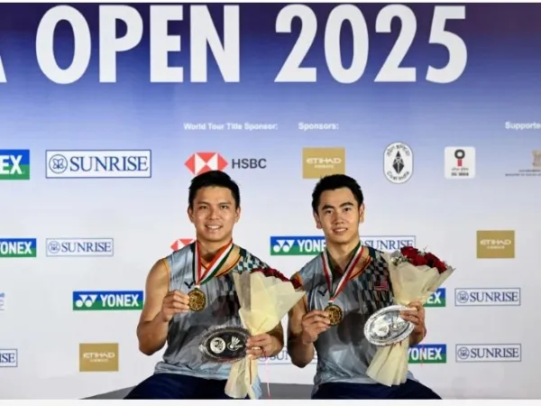 Goh Sze Fei/Nur Izzuddin Resmi Duduki Peringkat 1 Dunia