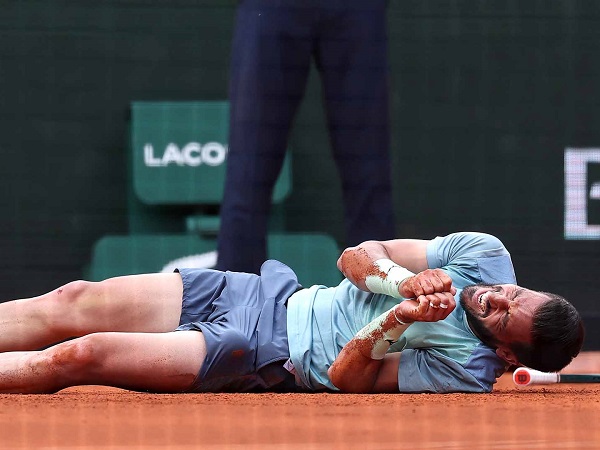 Hasil French Open: Tumbang Di Atas Lapangan Tak Hentikan Laju Damir Dzumhur