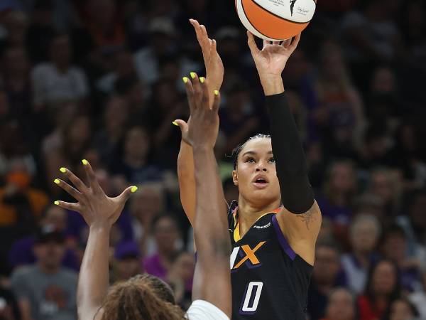 Hasil WNBA: Phoenix Mercury Tundukkan Chicago Sky 94-89