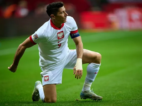 Robert Lewandowski Dikecam Usai Mundur dari Timnas Polandia