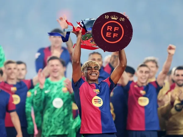 Andres Iniesta Gembira Lamine Yamal Tambah Masa Bakti