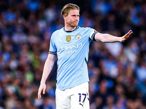 Direktur Napoli Beri Update soal Potensi Merekrut Kevin De Bruyne