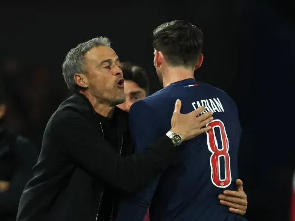 Fabian Ruiz dan Luis Enrique