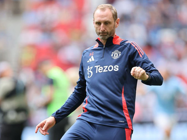 Manchester United Umumkan Kepergian Andreas Georgson