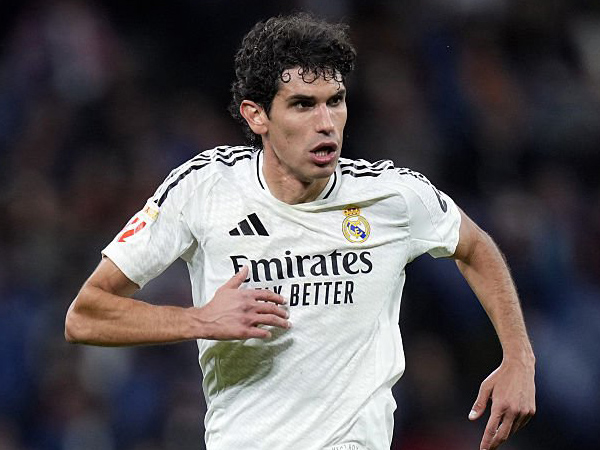Real Madrid Konfirmasi Kepergian Jesus Vallejo di Musim Panas ini