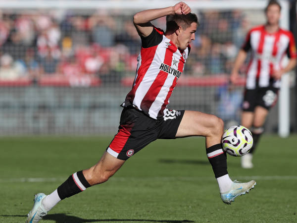 Brentford Perpanjang Kontrak Yehor Yarmoliuk, Thomas Frank Beri Komentar