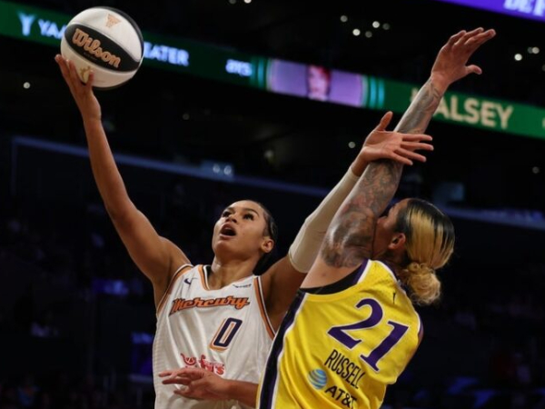 Hasil WNBA: Phoenix Mercury Hentikan Los Angeles Sparks 85-80