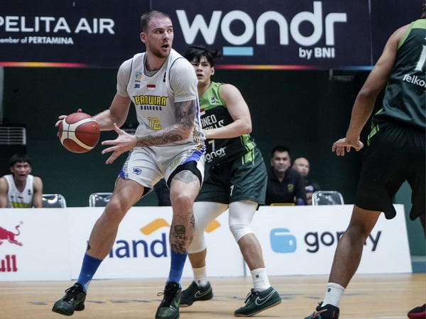 Prawira Bandung Menang Mudah Lawan Borneo Hornbills