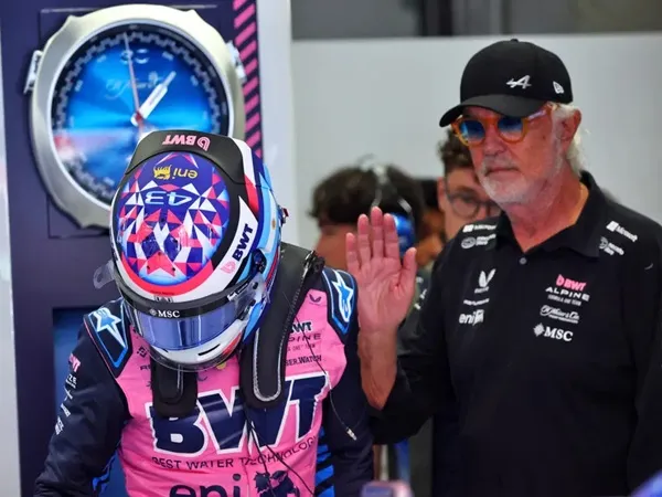 Flavio Briatore Masih Tidak Puas dengan Performa Franco Colapinto