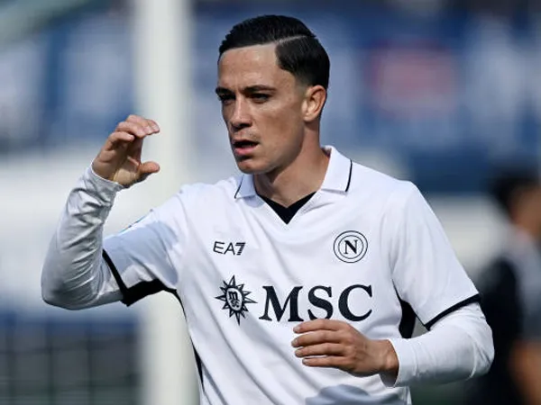 Giacomo Raspadori Cari Menit Bermain, AS Roma Siap Menampung