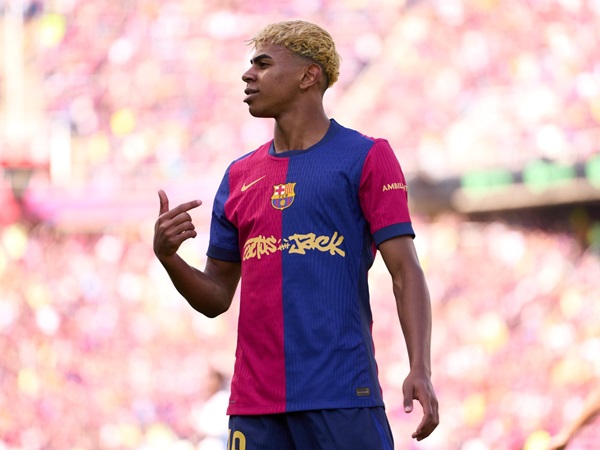 Raul Albiol Dukung Lamine Yamal untuk Menangkan Ballon d'Or