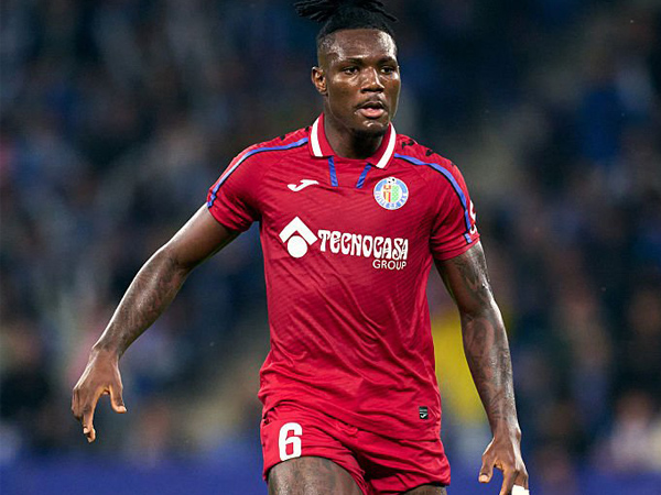 Leeds United Ungguli Brentford dan Wolves dalam Perburuan Christantus Uche