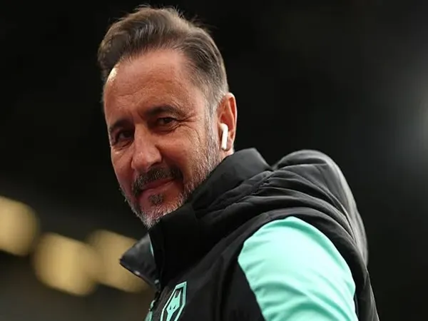 Wolves pimpin perburuan kiper Lazio
