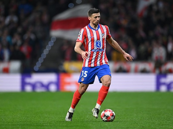 Barcelona Semakin Dekat untuk Melepas Clement Lenglet