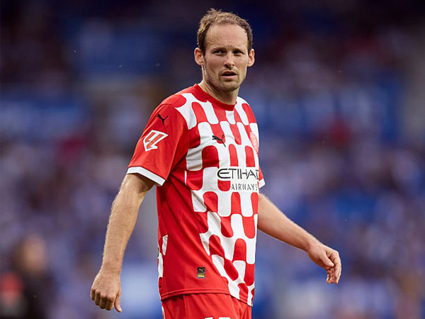 Daley Blind Berpeluang Tinggalkan Girona, Ajax Siap Pulangkan Sang Veteran