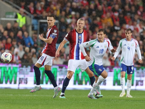 Timnas Italia Diminta Bersiap untuk Playoff usai Digilas Norwegia 0-3