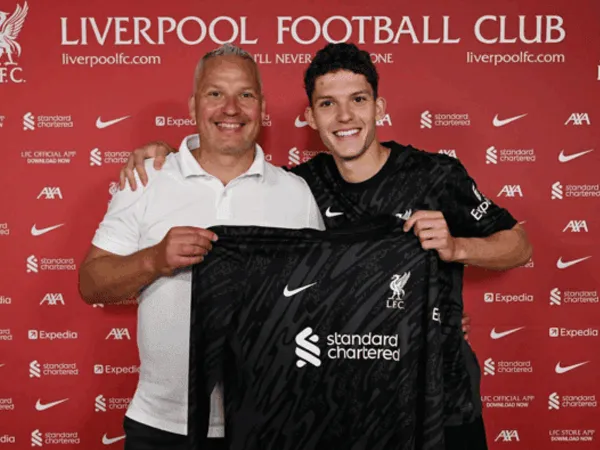 Mengenal Armin Pecsi, Kiper Muda Hungaria yang Baru Direkrut Liverpool