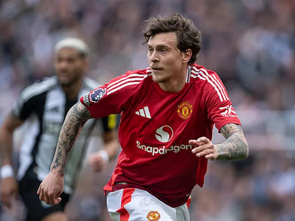 Bersih-bersih Skuat, Manchester United Rilis Daftar Pemain yang Pergi