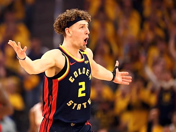 Brandin Podziemski Tolak Disamakan dengan Steve Kerr