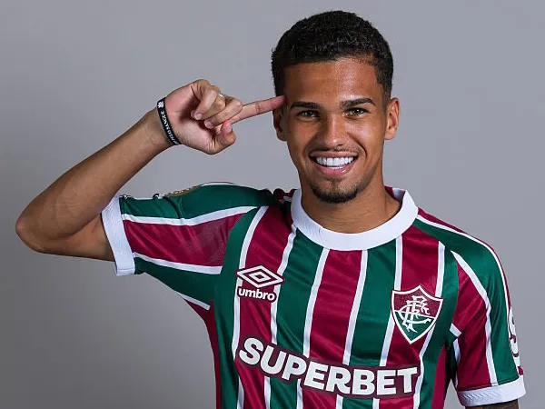 Barcelona Tertarik Rekrut Riquelme Felipe Fluminense