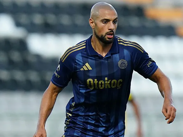 Sofyan Amrabat. (Foto: Gualter Fatia/Getty Images)